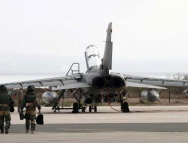 Διάσκεψη Γενεύης: Κατά 50% θα μειώσει τη στρατιωτική παρουσία της στην Κύπρο η Βρετανία